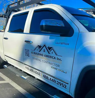 Vehicle Graphics Photo